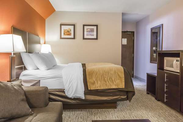Suite - Comfort Inn & Suites Yorkton