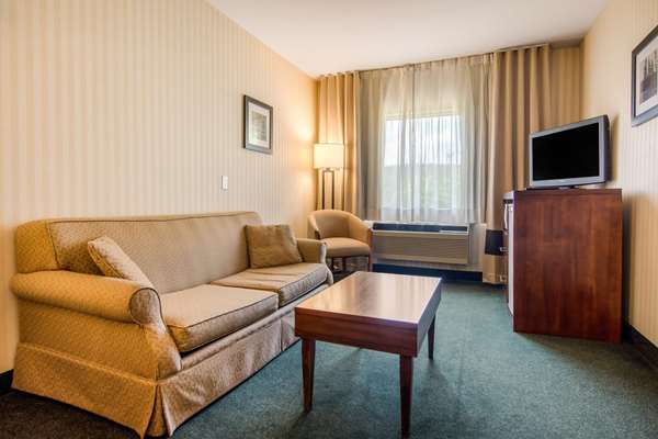 Suite - Comfort Inn & Suites Shawinigan