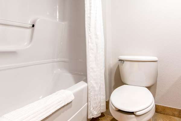  - Comfort Inn & Suites Shawinigan