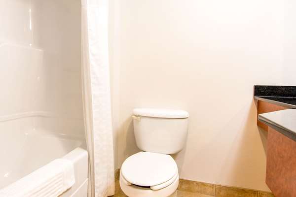  - Comfort Inn & Suites Shawinigan