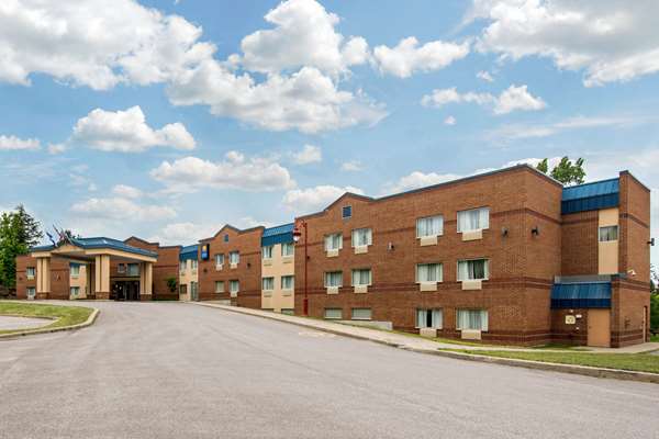 Exterior view - Comfort Inn & Suites Shawinigan