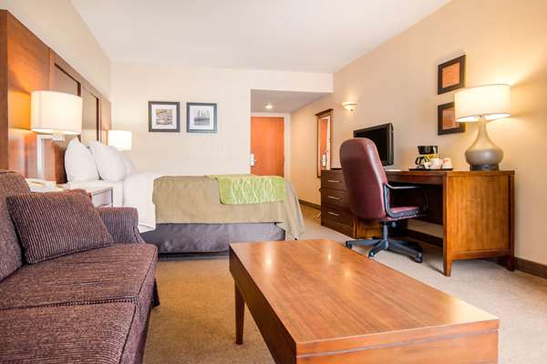 - Comfort Inn & Suites Shawinigan