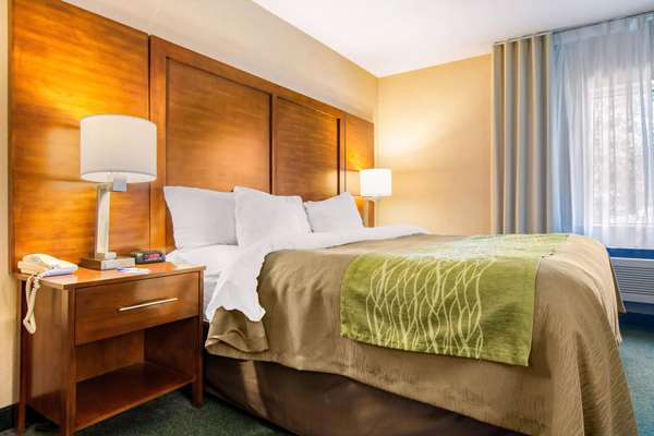  - Comfort Inn & Suites Shawinigan