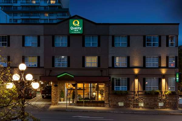  - Quality Inn Downtown Victoria