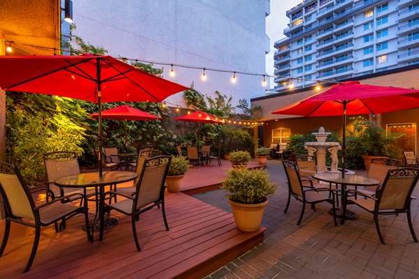  - Quality Inn Downtown Victoria