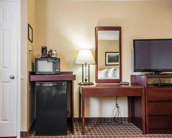  - Quality Inn & Suites 1000 Islands Gananoque
