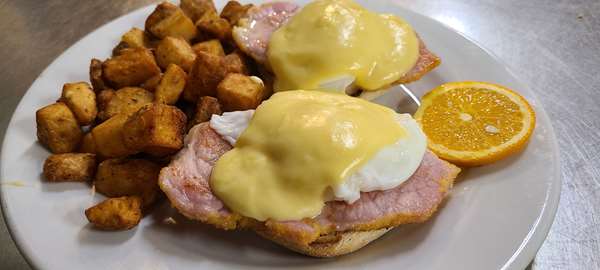 Restaurant - Quality Inn & Suites 1000 Islands Gananoque