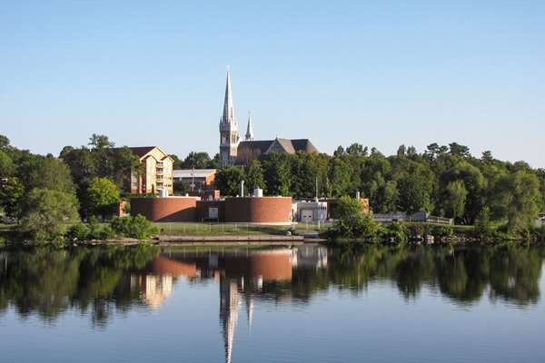 - Quality Inn Arnprior