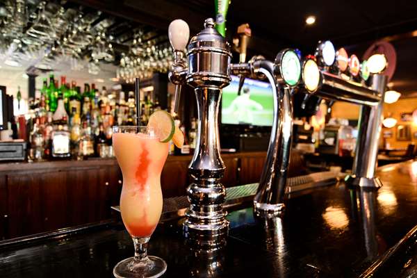 Bar - Quality Inn Arnprior