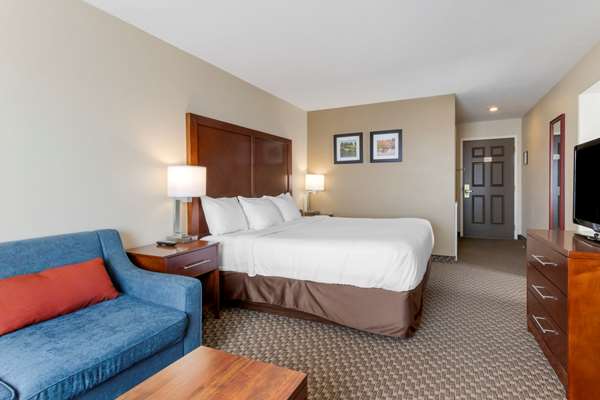 Suite - Comfort Inn Lethbridge