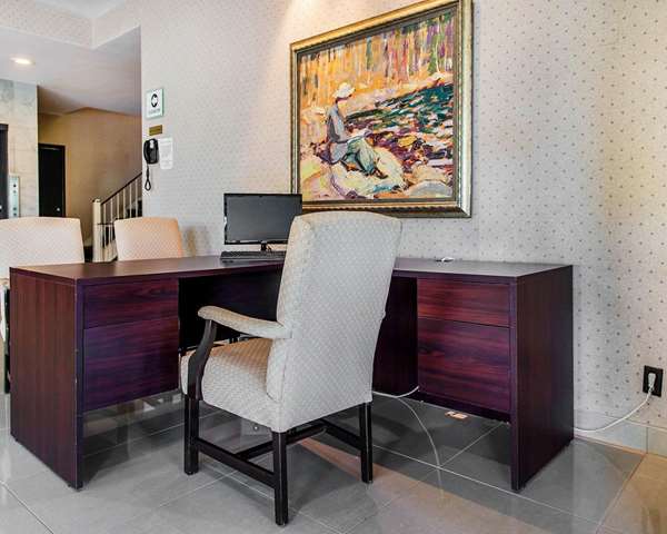 Conference Area - Econo Lodge Smiths Falls