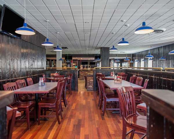 Restaurant - Econo Lodge Smiths Falls