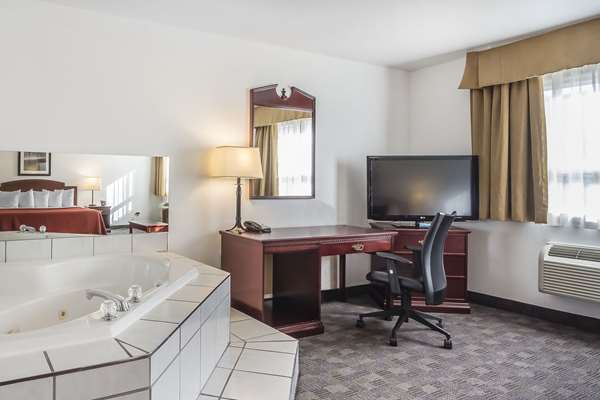  - Quality Hotel & Conference Centre Fort McMurray