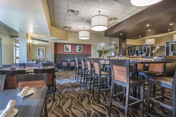 Amenities - Quality Hotel & Conference Centre Fort McMurray