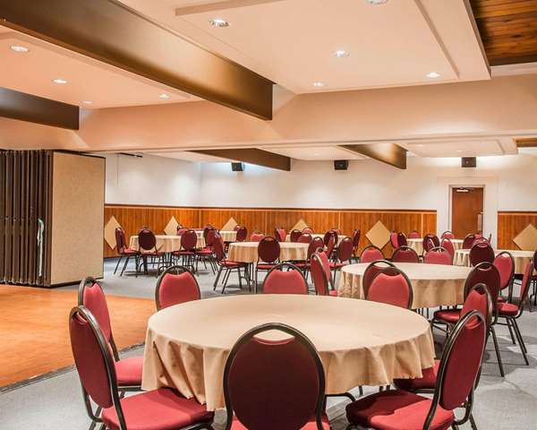  - Econo Lodge Forestville