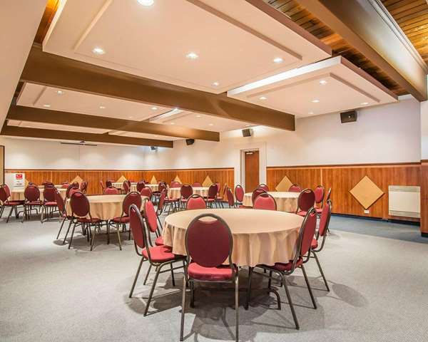  - Econo Lodge Forestville