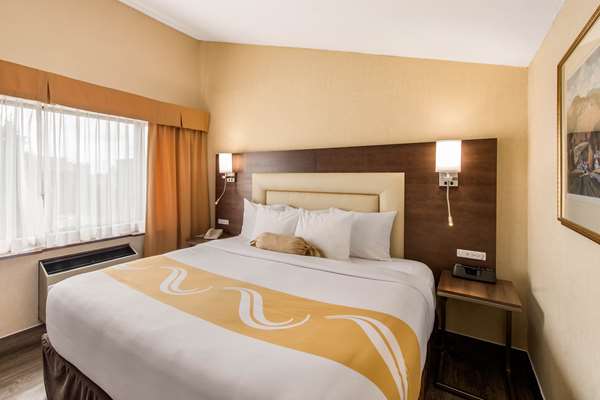 Suite - Quality Inn & Suites Gatineau