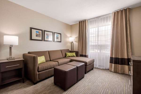  - Comfort Inn & Suites Red Deer