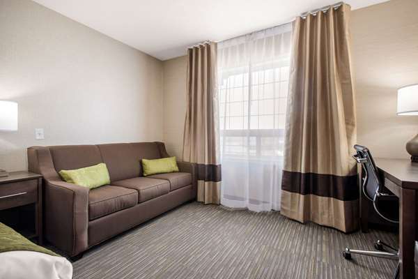  - Comfort Inn & Suites Red Deer