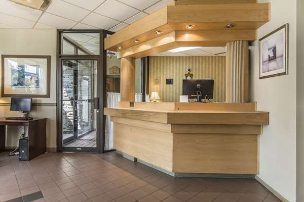  - Quality Hotel & Suites Sherbrooke