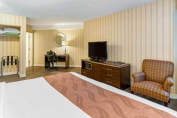  - Quality Hotel & Suites Sherbrooke