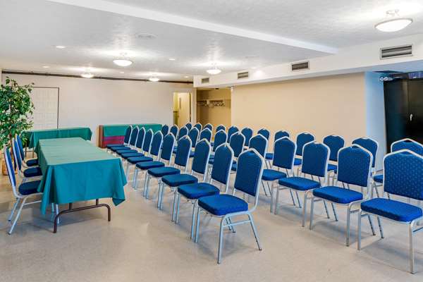  - Quality Hotel & Suites Sherbrooke