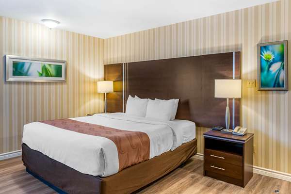  - Quality Hotel & Suites Sherbrooke