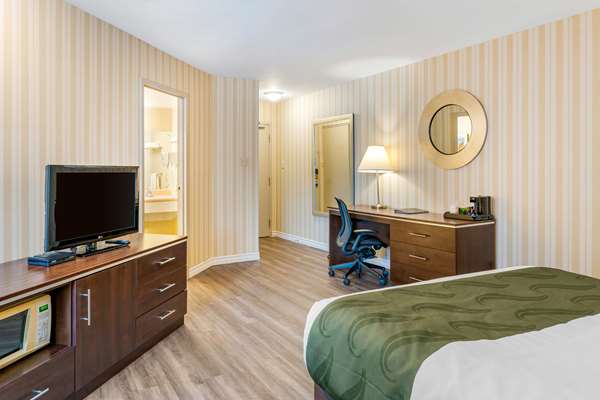  - Quality Hotel & Suites Sherbrooke