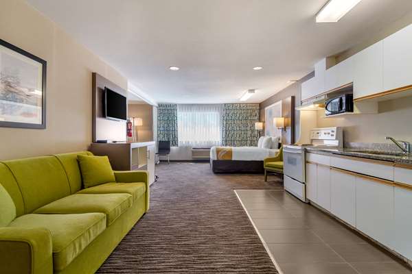  - Quality Inn Kamloops