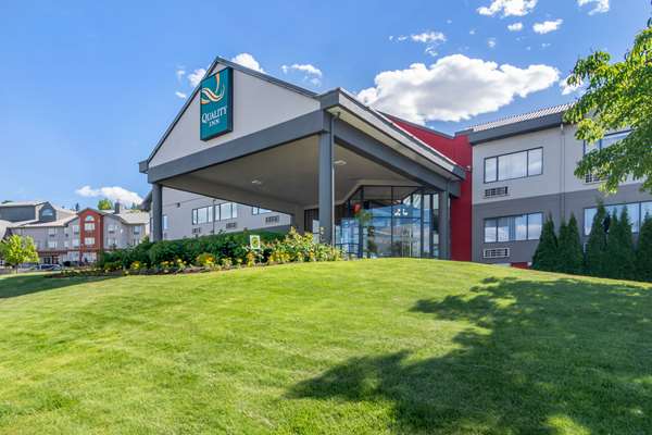 Exterior view - Quality Inn Kamloops