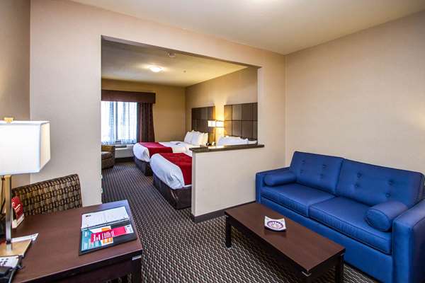  - Comfort Suites East Kelowna