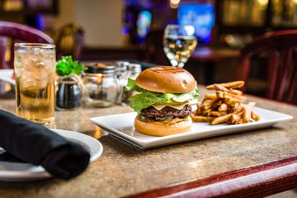 Restaurant - Comfort Inn Airport St John's