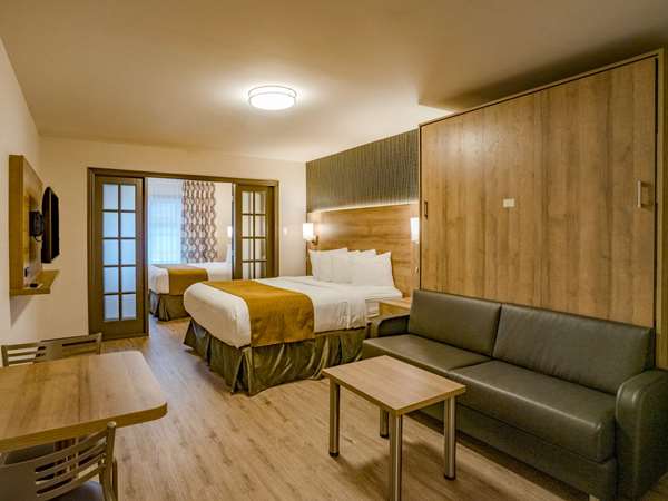 Suite - Quality Suites Drummondville