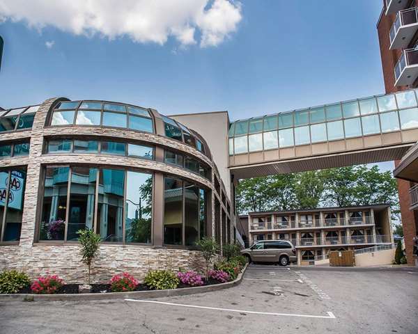 Exterior view - Quality Hotel Fallsview Cascade Niagara Falls