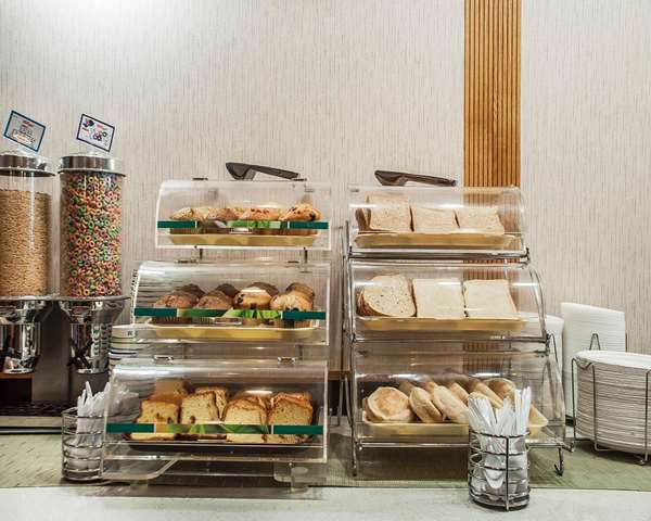 Amenities - Quality Hotel Fallsview Cascade Niagara Falls