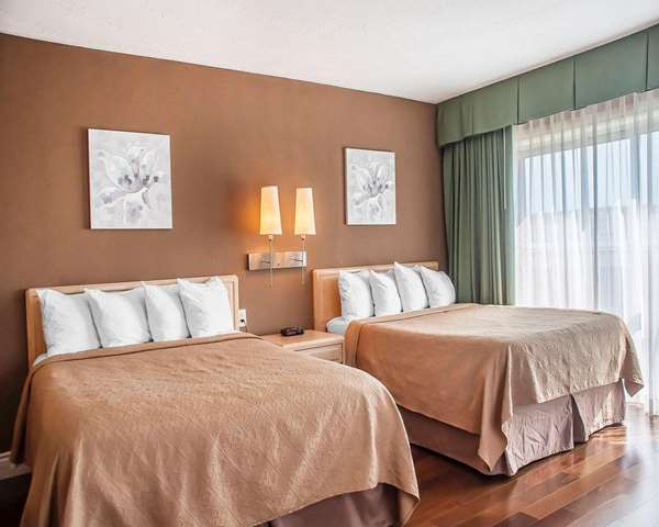  - Quality Hotel Fallsview Cascade Niagara Falls