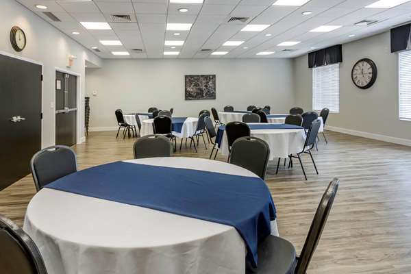  - Comfort Inn Sturgeon Falls