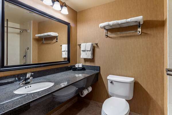 - Comfort Inn Sturgeon Falls