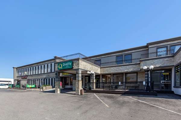 Exterior view - Quality Inn Toronto Airport Mississauga