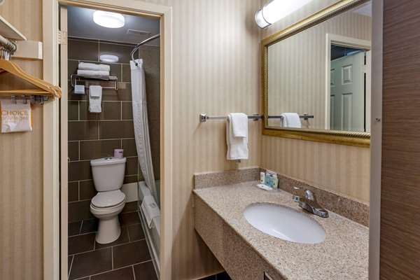  - Quality Inn Toronto Airport Mississauga