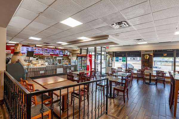  - Quality Inn Toronto Airport Mississauga