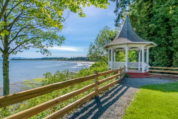  - Bayside Resort Parksville
