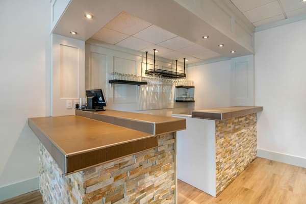  - Bayside Resort Parksville