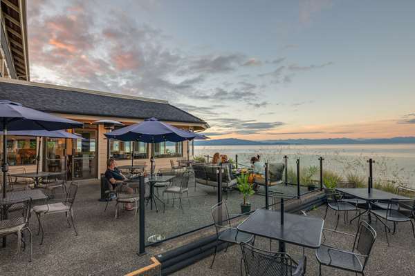  - Bayside Resort Parksville