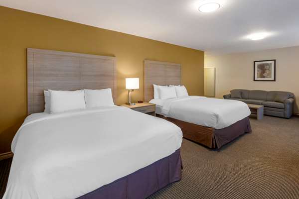 Suite - Comfort Inn & Suites Gananoque