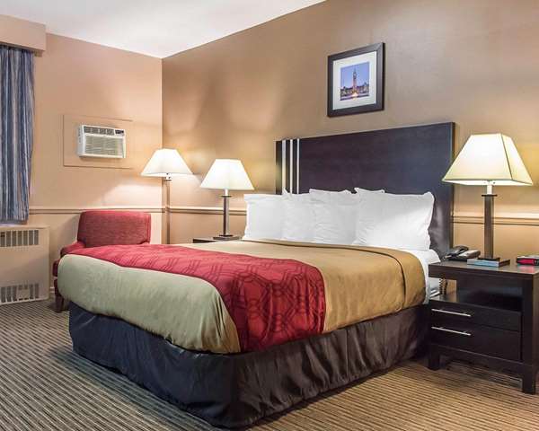  - Econo Lodge Downtown Ottawa