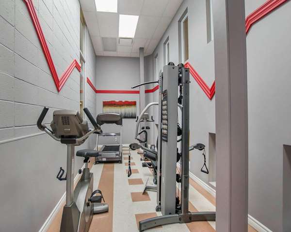 Fitness/ Exercise Room - Comfort Inn Mont Laurier
