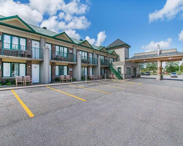 Exterior view - Comfort Inn Mont Laurier