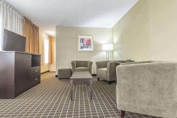  - Quality Inn & Suites Downtown Windsor