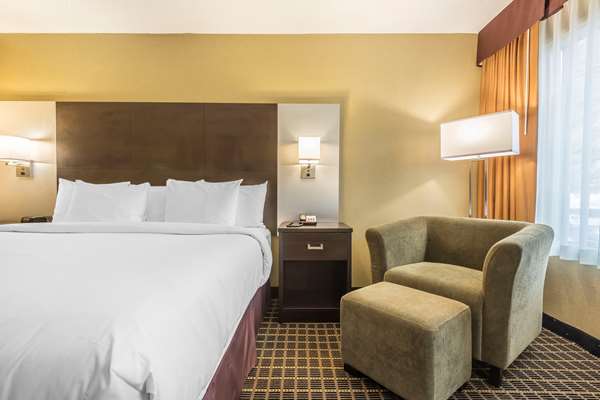  - Quality Inn & Suites Downtown Windsor